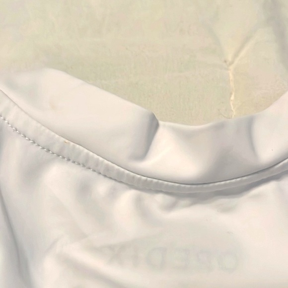 Opedix women’s compression shirt medium white - new - Picture 9 of 10